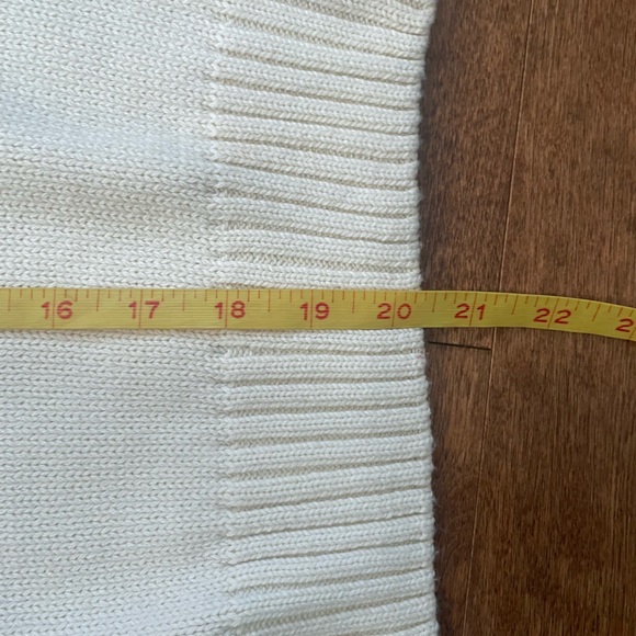 Vintage L.L Bean Embroodered Floral Sweater - Picture 9 of 9